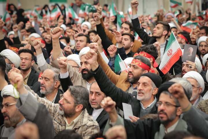 دیدار مردم قم با رهبر انقلاب