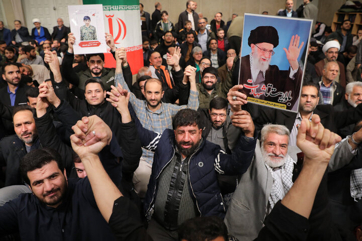 دیدار مردم قم با رهبر انقلاب