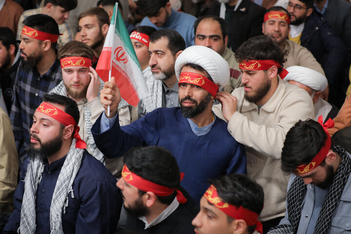 دیدار مردم قم با رهبر انقلاب