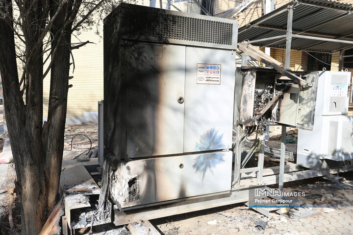 تخریب اماکن اداری و خدماتی در اصفهان توسط اغتشاشگران