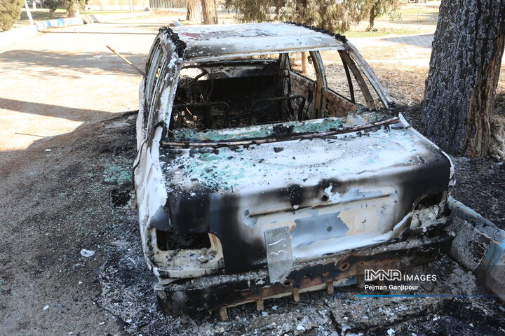 تخریب اماکن اداری و خدماتی در اصفهان توسط اغتشاشگران