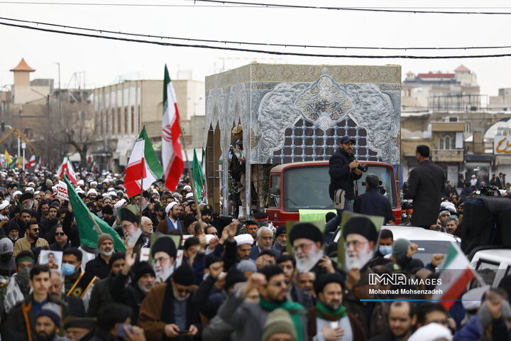 تشییع دو شهید مدافع امنیت در قم