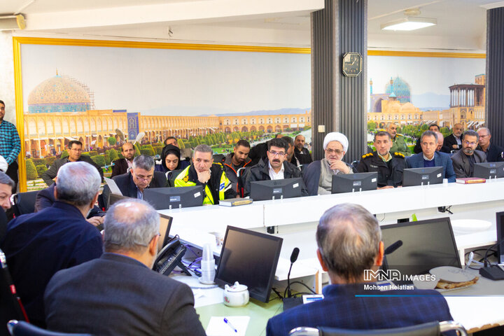 جلسه هماهنگی مراسم تشییع شهدای مدافع امنیت در اصفهان