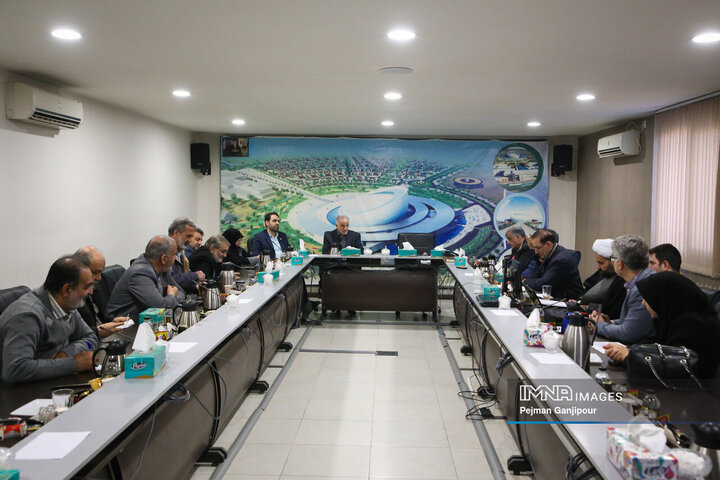 بازدید اعضای شورای شهر اصفهان از مرکز همایش‌های بین‌المللی اصفهان