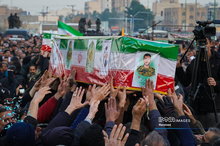 وداع با شهدای مدافع امنیت در اصفهان