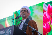 ملت ایران هرگز سر سازش در برابر دشمنان فرو نمی‌آورد/ پای ارزش‌های انقلاب ایستاده‌ایم