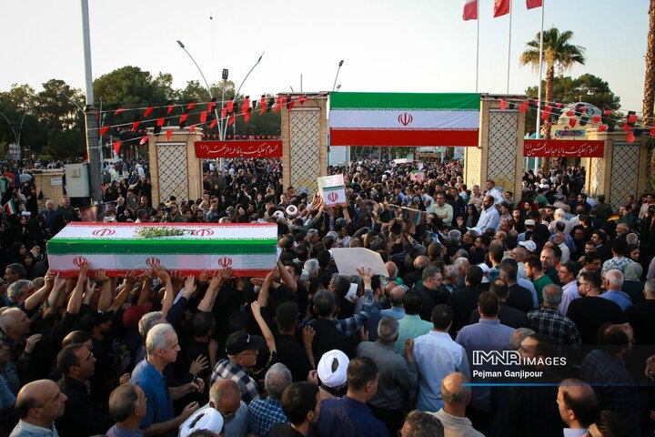 مراسم تشییع شهدای حوادث تروریستی اخیر بعد از نماز جمعه اصفهان برگزار می‌شود