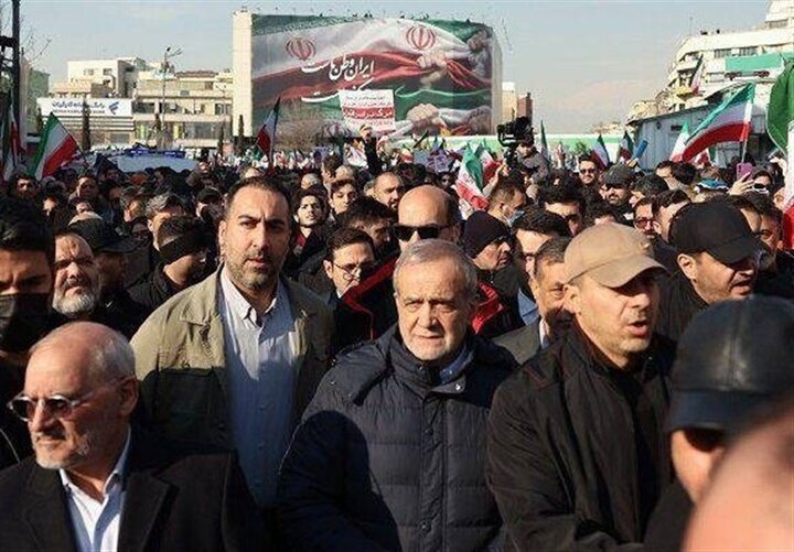 پزشکیان در اجتماع مردمی امروز حضور پیدا کرد