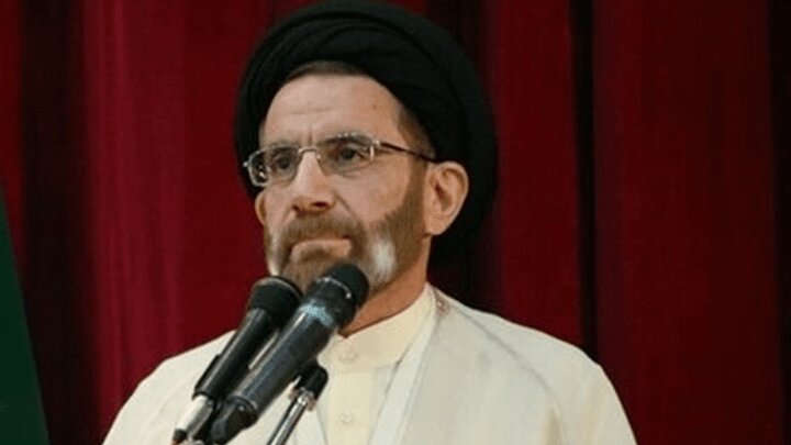 دشمن به دنبال کشته سازی است/ مردم انتخاب هوشیارانه داشته باشند