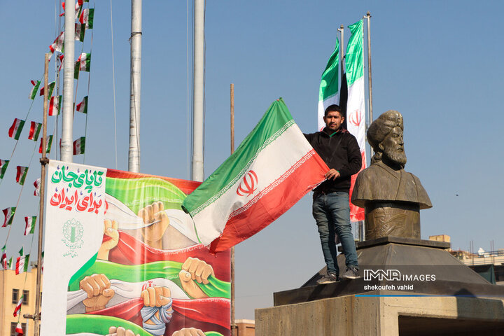 در حاشیه تشییع شهدای مدافع امنیت