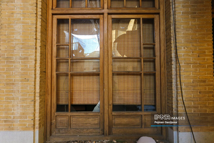 تخریب ساختمان خانه انقلاب اسلامی اصفهان در اغتشاشات اخیر