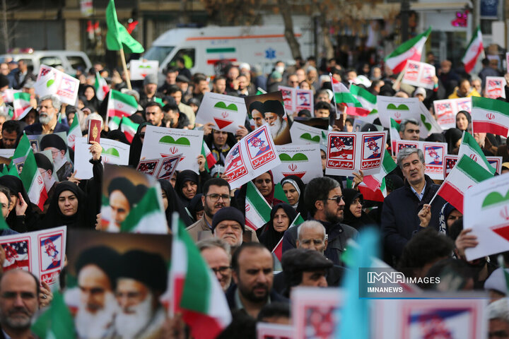 راهپیمایی محکومیت اغتشاشات در همدان