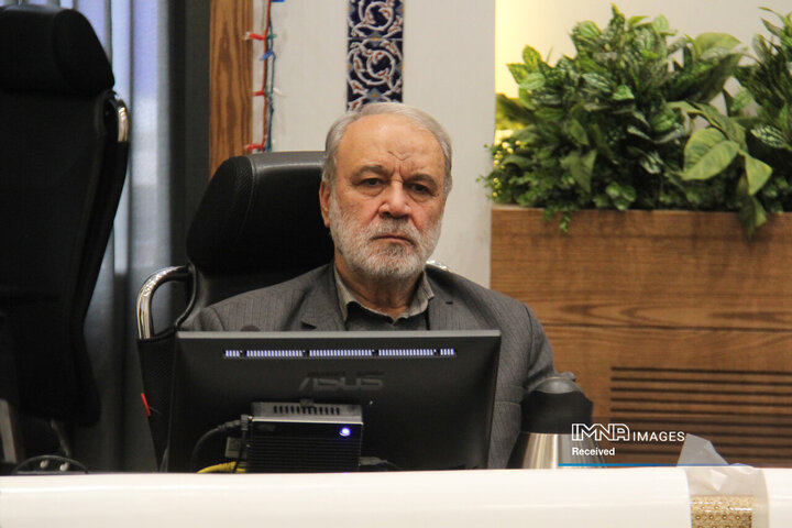 جلسه فوق‌العاده اعضای شورای شهر و مدیران اقتصادی و ستاد تنظیم بازار اصفهان