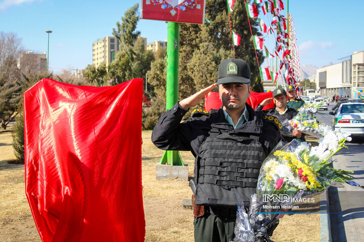 آیین رونمایی از یادمان شهدای اغتشاشات اخیر در منطقه 12 شهرداری اصفهان