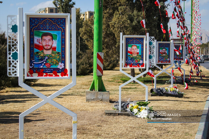 آیین رونمایی از یادمان شهدای اغتشاشات اخیر در منطقه 12 شهرداری اصفهان