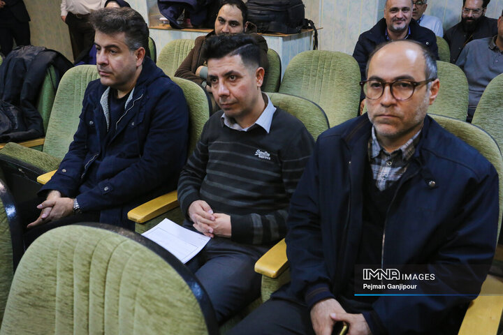 نشست کاربَست پروژه‌های پژوهشی شهرداری اصفهان