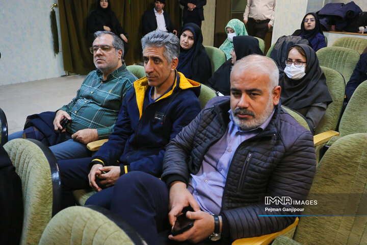 نشست کاربَست پروژه‌های پژوهشی شهرداری اصفهان