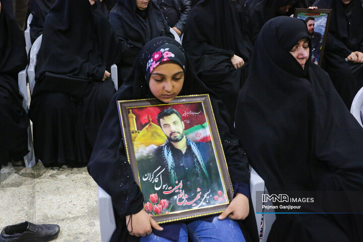 آیین بزرگداشت شهدای اغتشاشات اخیر در اصفهان