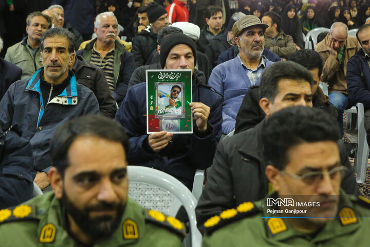 آیین بزرگداشت شهدای اغتشاشات اخیر در اصفهان