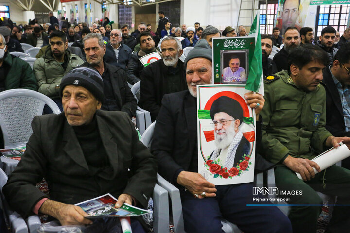 آیین بزرگداشت شهدای اغتشاشات اخیر در اصفهان