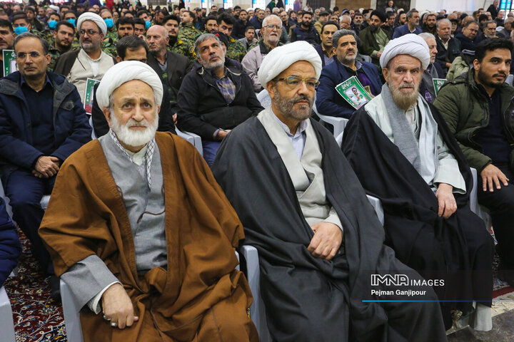 آیین بزرگداشت شهدای اغتشاشات اخیر در اصفهان