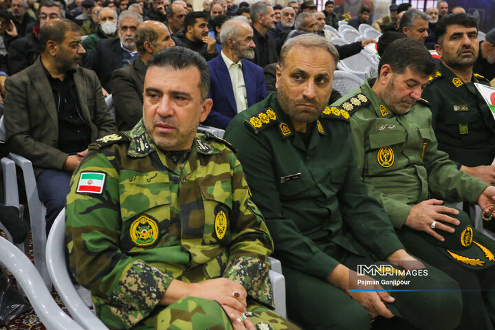 آیین بزرگداشت شهدای اغتشاشات اخیر در اصفهان