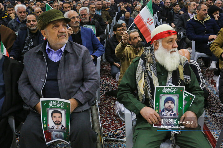 آیین بزرگداشت شهدای اغتشاشات اخیر در اصفهان