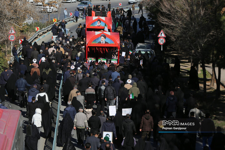 تشییع پیکر 7 شهید اغتشاشات اصفهان