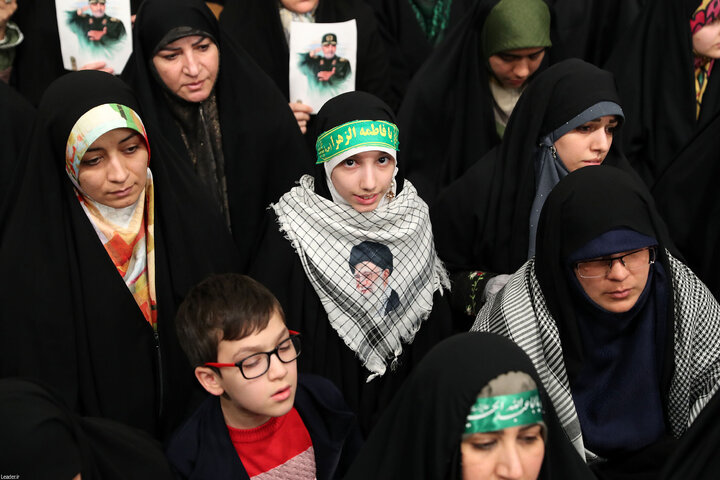 دیدار هزاران نفر از گروه‌های مختلف مردم با رهبر انقلاب