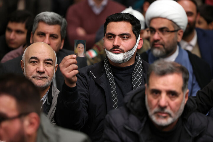 دیدار هزاران نفر از گروه‌های مختلف مردم با رهبر انقلاب