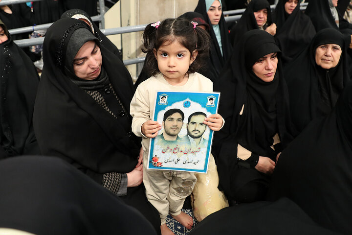 دیدار هزاران نفر از گروه‌های مختلف مردم با رهبر انقلاب