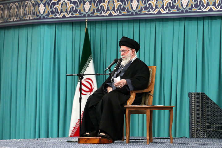 دیدار هزاران نفر از گروه‌های مختلف مردم با رهبر انقلاب