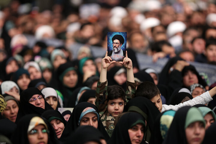 دیدار هزاران نفر از گروه‌های مختلف مردم با رهبر انقلاب