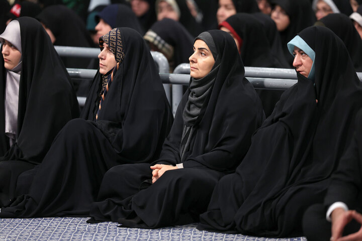 دیدار هزاران نفر از گروه‌های مختلف مردم با رهبر انقلاب