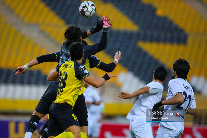 دیدار سپاهان ملوان