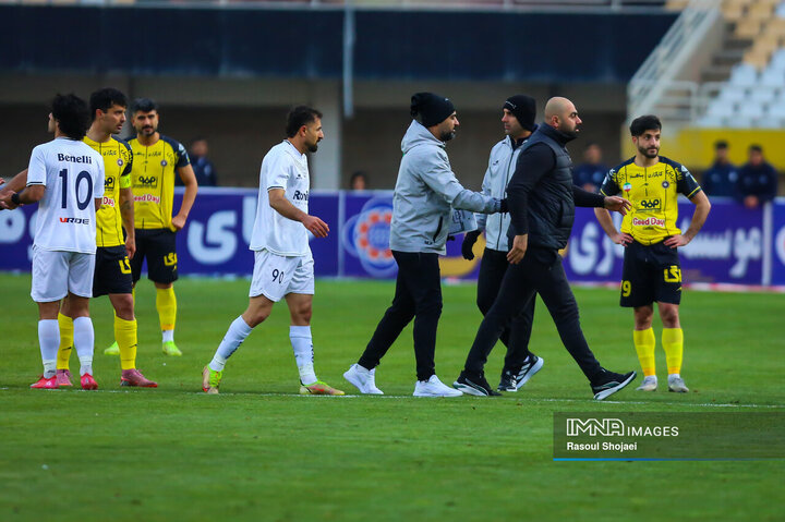 دیدار سپاهان ملوان