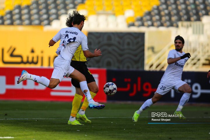 دیدار سپاهان ملوان