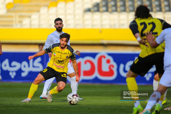 دیدار سپاهان ملوان