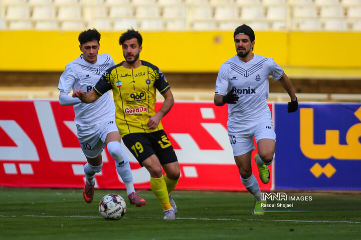 دیدار سپاهان ملوان