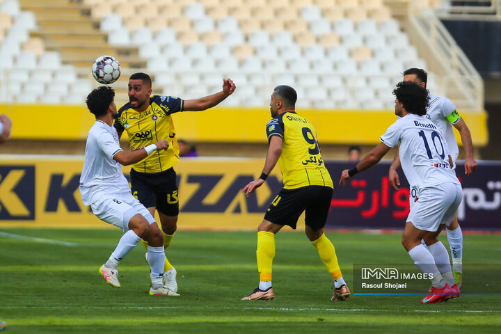 دیدار سپاهان ملوان