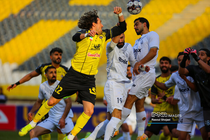 دیدار سپاهان ملوان