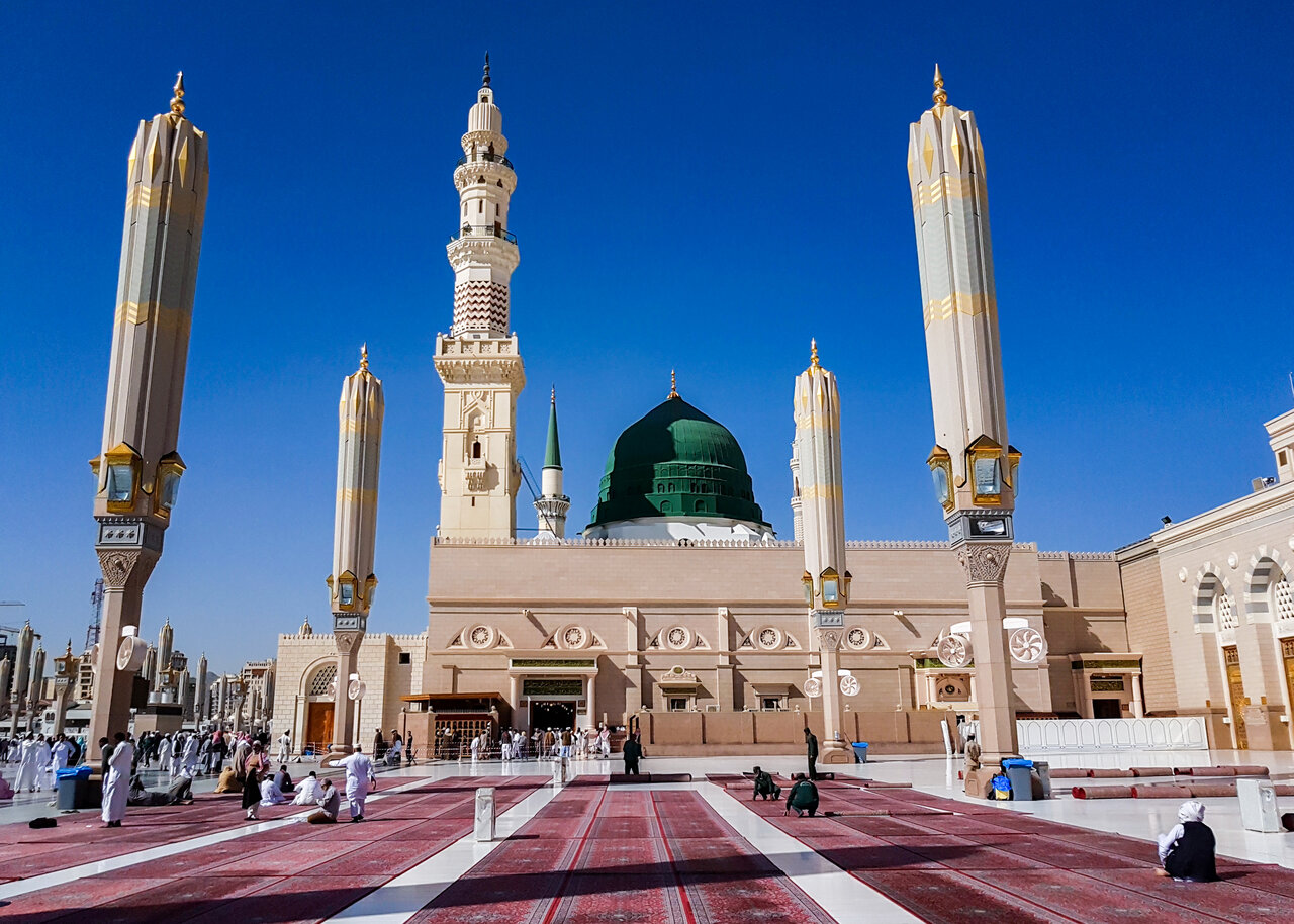 سفری به سوی کمال؛ درس‌های زندگی از پیامبر اکرم (ص)