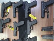 کشف حمل سلاح‌های جاساز با ۱۰۰۰ فشنگ از متهم سابقه‌دار