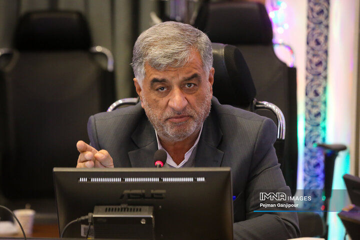 احمد شریعتی، عضو هیئت‌رئیسه شورای شهر