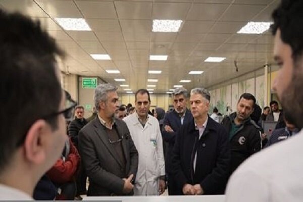 عیادت مدیران وزارت بهداشت از مجروحان حوادث اخیر
