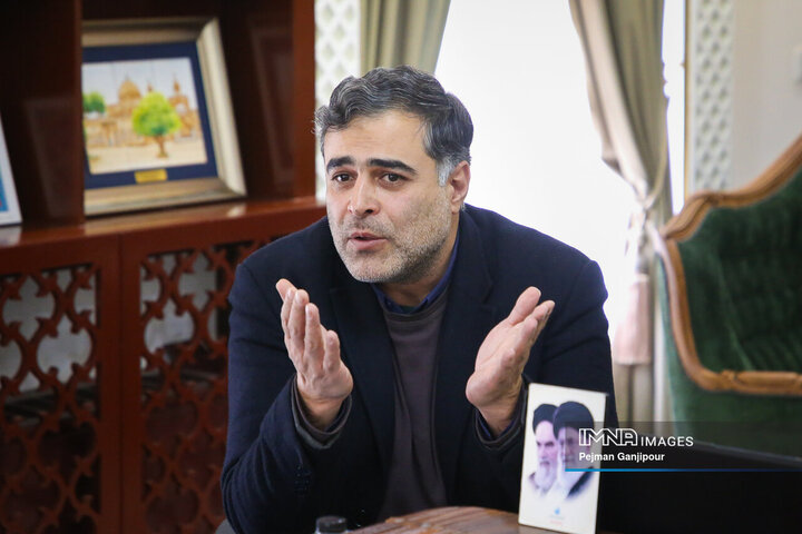 نشست خبری رئیس ستاد انتخابات استان اصفهان