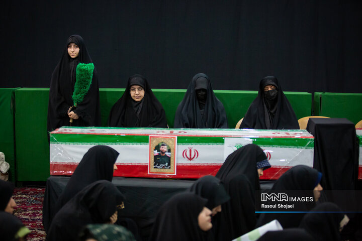 بزرگداشت شهدای مدافع امنیت