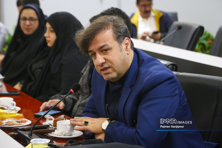 نشست فصلی اداره کل ارتباطات و امور بین‌الملل شهرداری اصفهان