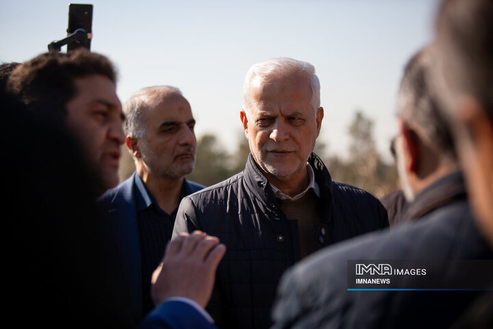 بازدید شهردار اصفهان از پروژه «باغ فدک» و «باغ تندرستی»