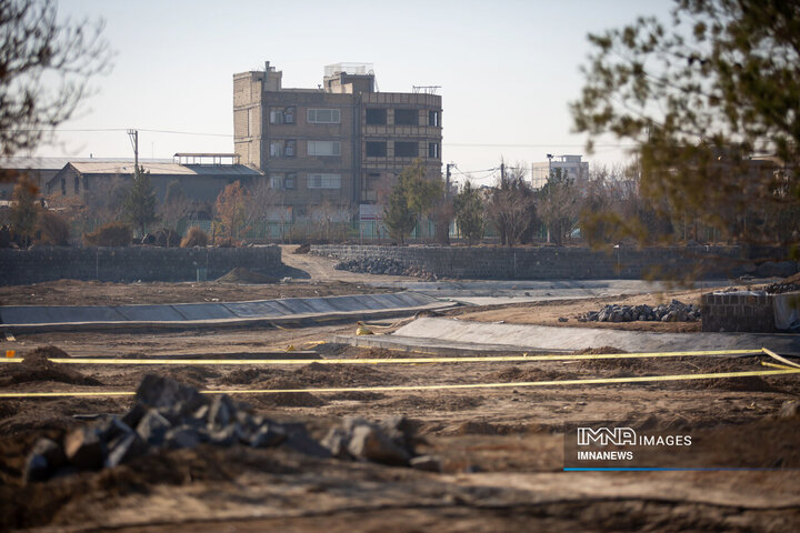 بازدید شهردار اصفهان از پروژه «باغ فدک» و «باغ تندرستی»